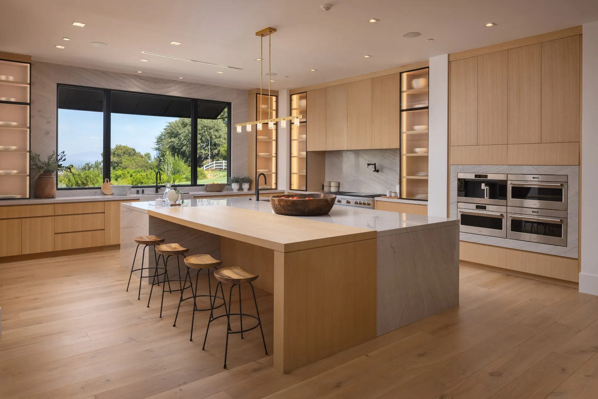 Homemodernproperty Ravello Escrow