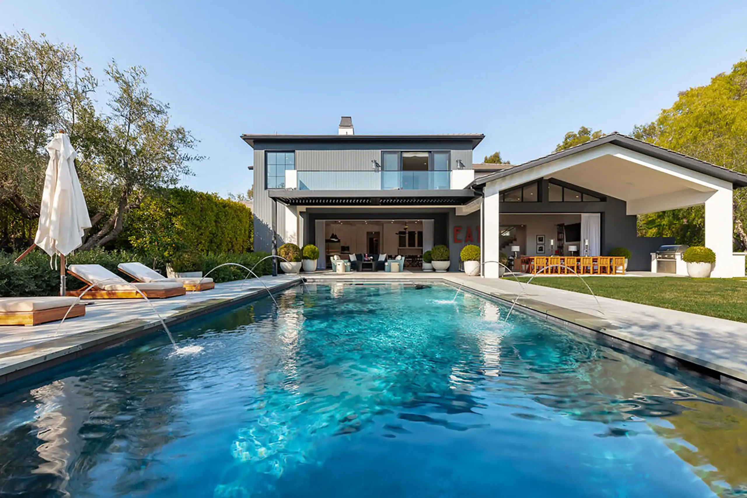 Ravellomodernluxuryhome Ravello Escrow