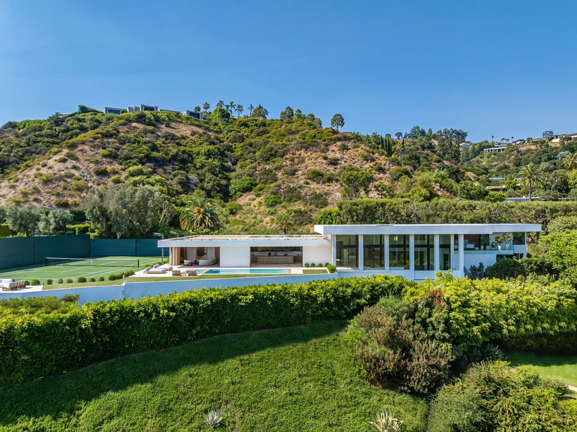 Understanding Escrow: A Step-by-Step Guide for LA Home Sellers